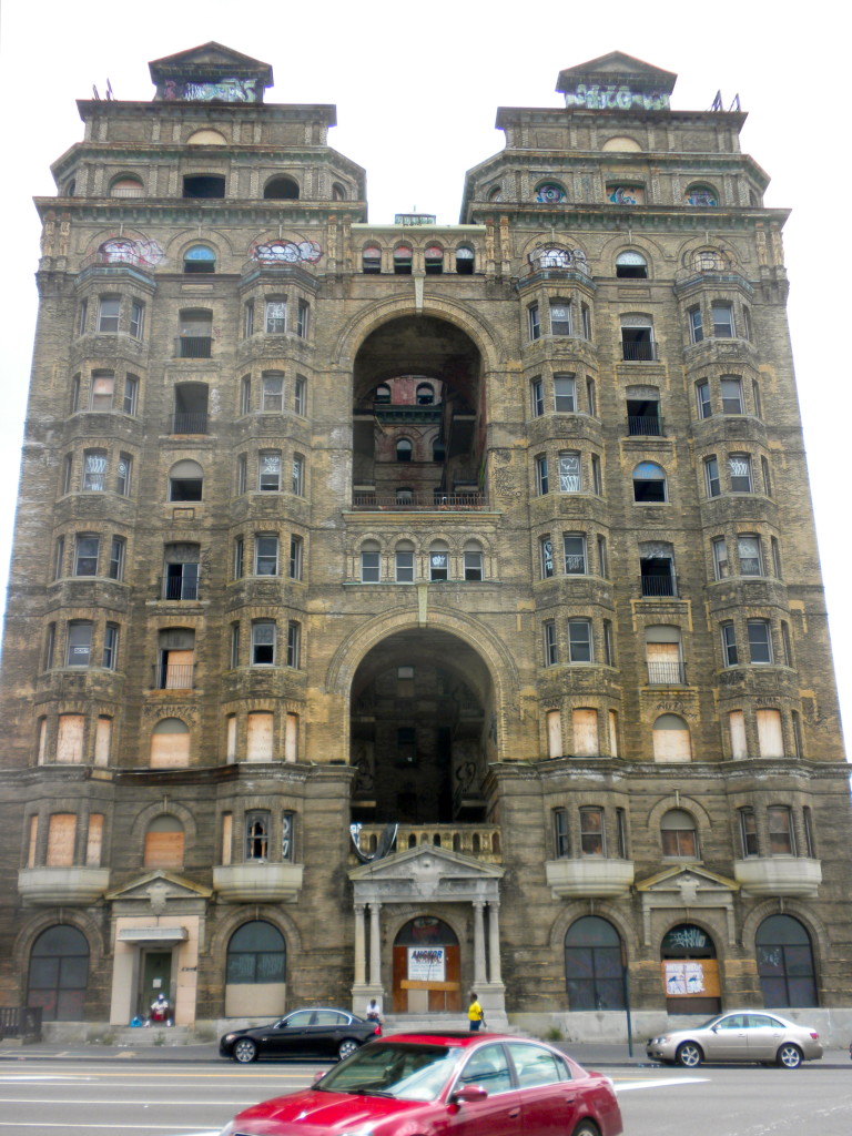 divine lorraine