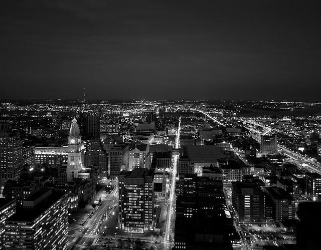 Philadelphia skyline black and white